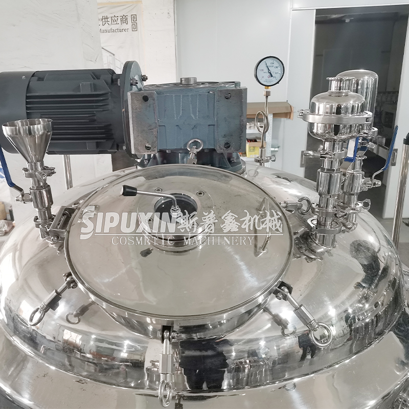 1000L Fix-Type Cosmetic Making Machine Vacuum Homogénéisant un mélangeur d'homogénézor émulsifiant