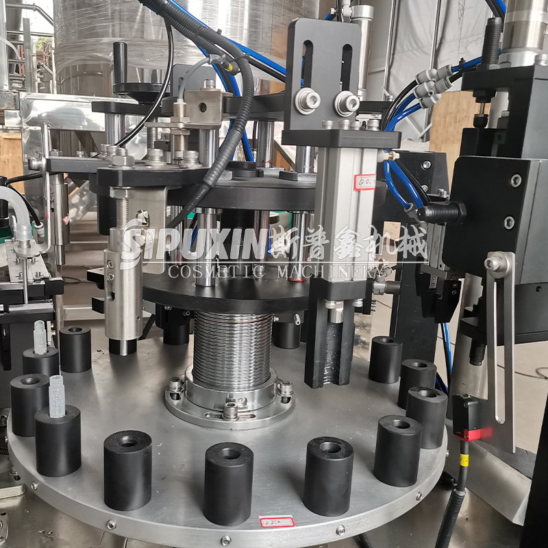 Le fabricant de Chine fournit directement une machine de remplissage horizontale d'aspiration automatique pour le shampooing à la crème liquide