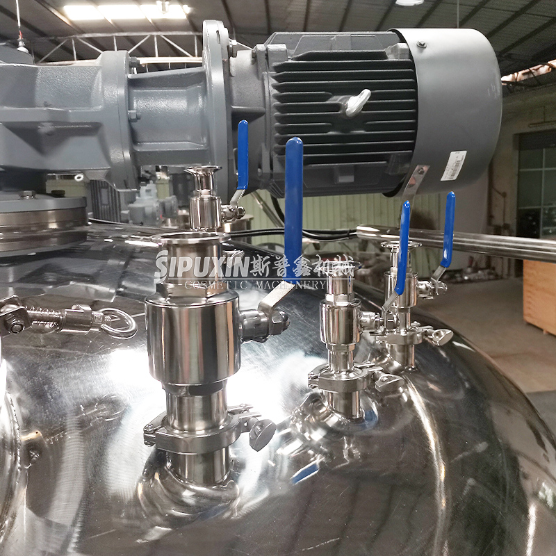 Machine de production de produits de production réacteur à homogénéisation chimique de haute qualité